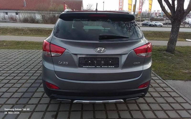 Gebraucht Hyundai ix35 115 PS (84 kW) 2014 Grau SUV