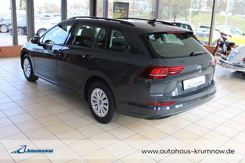 Neu VW Golf VIII 116 PS (85 kW) 2026 Grau Kombi