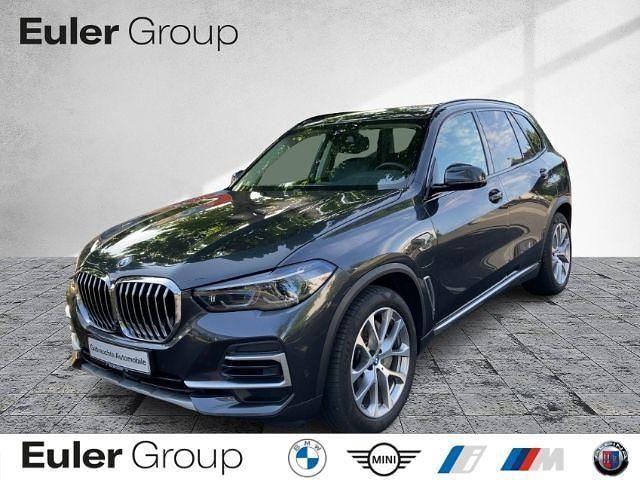 Grau Gebraucht 2022 BMW X5 iPerformance SUV | 51.999 € (Superpreis) - Bild 1/4
