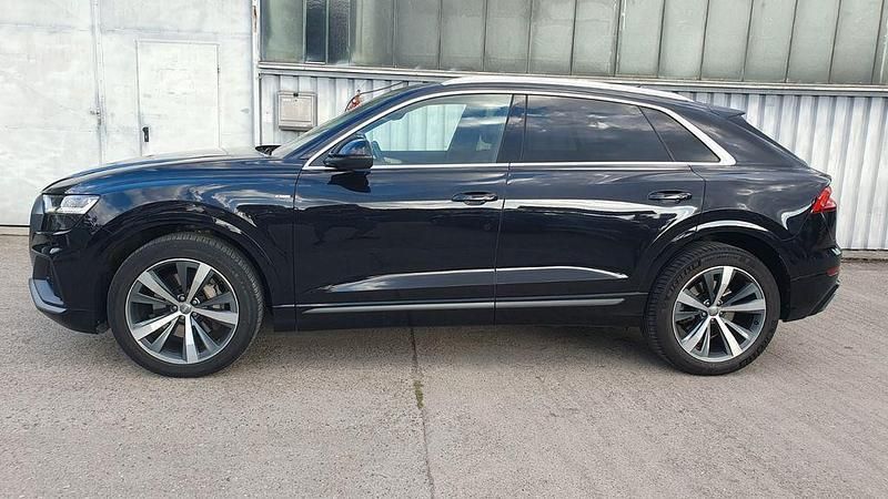 Schwarz Gebraucht 2019 Audi Q8 S-Line SUV | 49.000 € (Guter Preis) - Bild 1/4