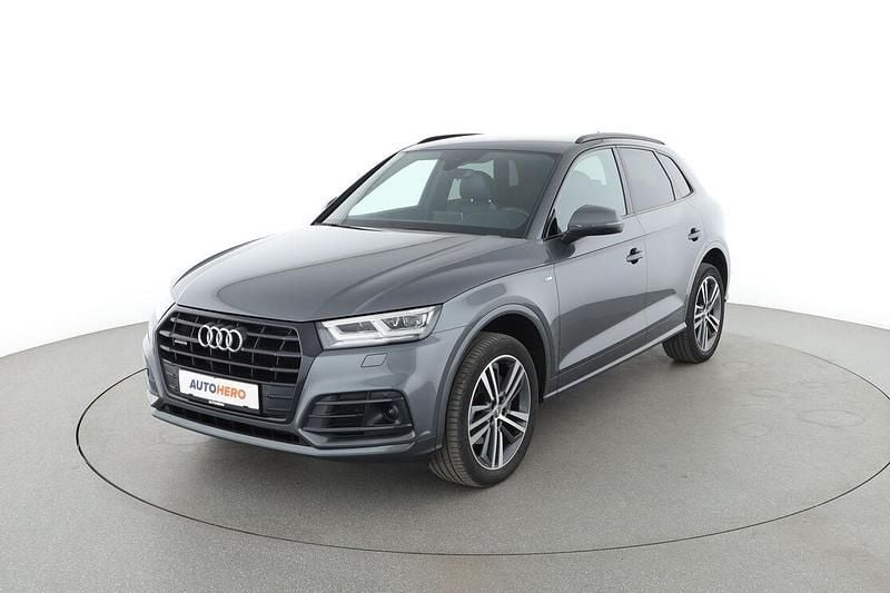 Grau Gebraucht 2019 Audi Q5 Sport SUV | 31.210 € (Fairer Preis) - Bild 1/3