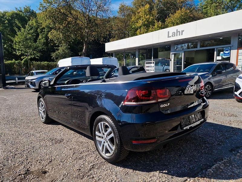 Gebraucht VW Golf Cabriolet 105 PS (77 kW) 2011 Deep black perleffekt Cabrio