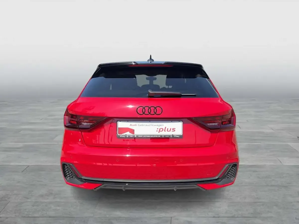 Gebraucht Audi A1 Sportback S-Line 95 PS (69 kW) 2025 Progressivrot metallic Kleinwagen
