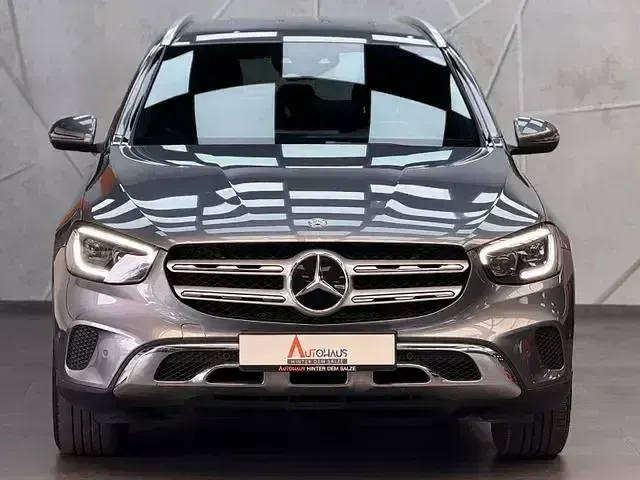 Gebraucht Mercedes GLC220 194 PS (142 kW) 2020 Grau SUV