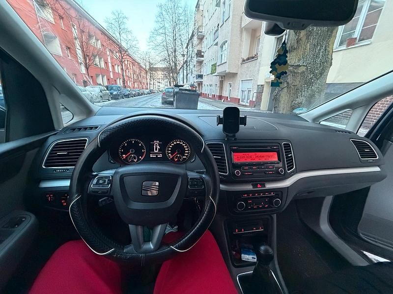 Gebraucht Seat Alhambra 140 PS (102 kW) 2011 Blau Van / Kleinbus