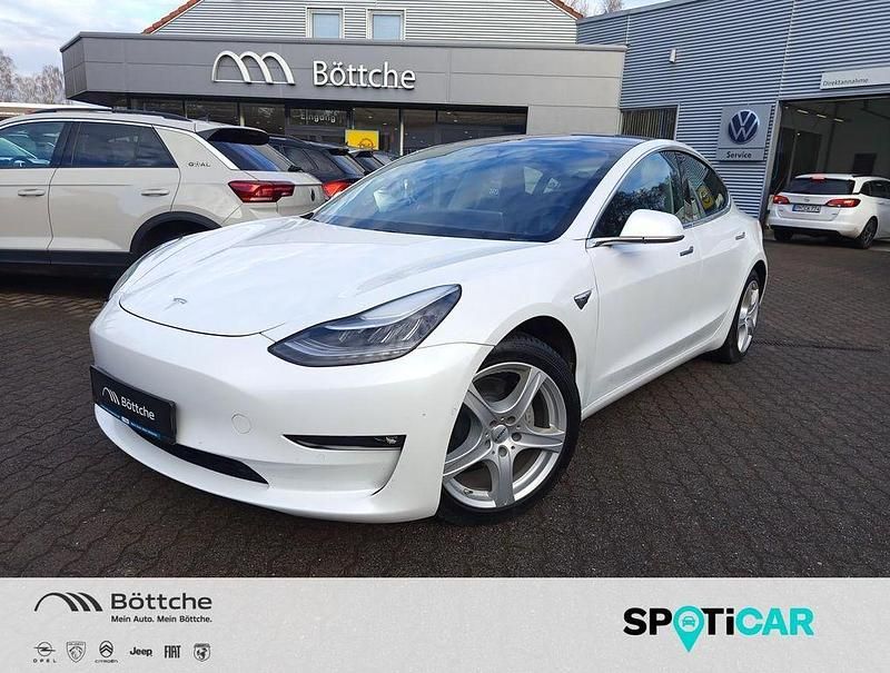 Weiss Gebraucht 2020 Tesla Model 3 Limousine | 25.990 € (Fairer Preis) - Bild 1/4