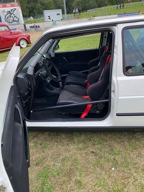 Gebraucht VW Jetta 250 PS (183 kW) 1991 Weiß Limousine