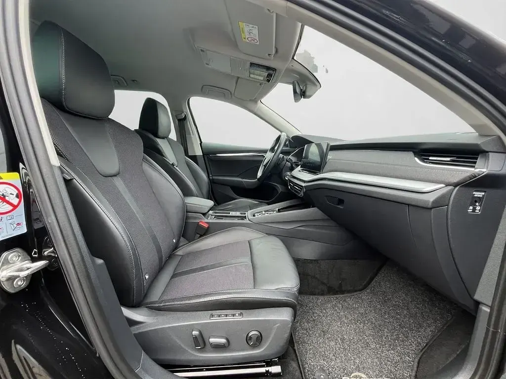 Gebraucht Skoda Octavia Style 150 PS (110 kW) 2022 Blackmagic perleffekt Kombi