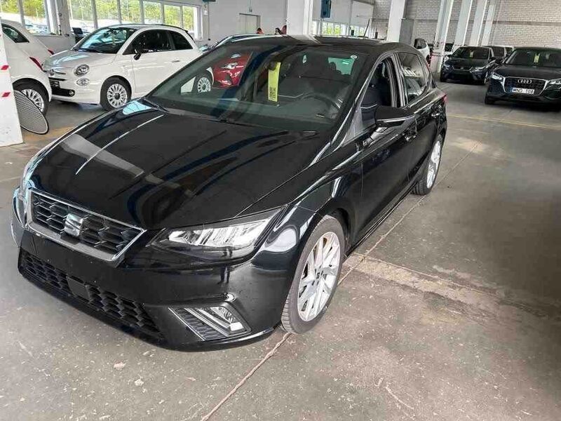 Mitternachtsschwarz Gebraucht 2024 Seat Ibiza FR-Line Limousine | 15.290 € (Guter Preis) - Bild 1/4