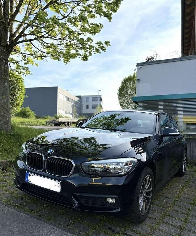 Schwarz Gebraucht 2016 BMW 116 Advantage Kleinwagen | 11.000 € (Fairer Preis) - Bild 1/3