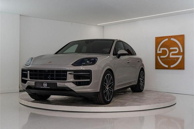Gebraucht Porsche Cayenne 462 PS (339 kW) 2025 Grau SUV