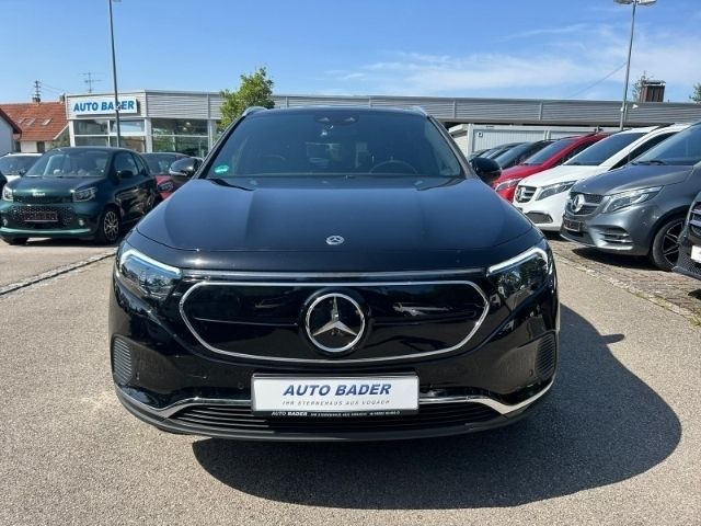 Gebraucht Mercedes EQA300 Progressive 167 kW (228 PS) 2023 Schwarz SUV