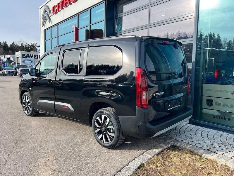 Neu Citroën Berlingo 131 PS (96 kW) 2026 Schwarz Van / Kleinbus