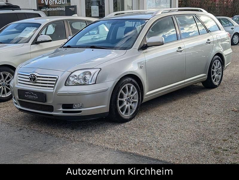 Gebraucht Toyota Avensis Sol 129 PS (94 kW) 2005 Silber Kombi