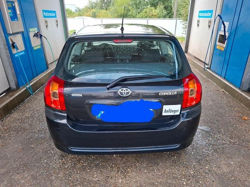 Gebraucht Toyota Corolla Sol 110 PS (80 kW) 2004 Schwarz Limousine