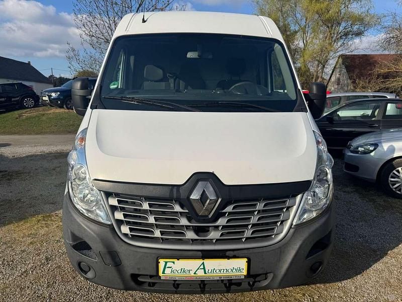 Second-hand Renault Master 145 CP (106 kW) 2018 Alb Van