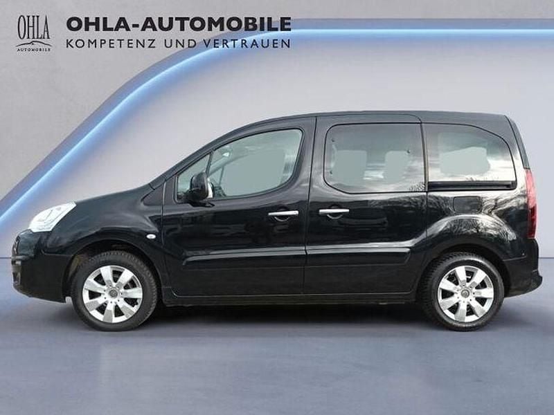 Gebraucht Citroën Berlingo SELECTION 98 PS (72 kW) 2018 Lack onyx schwarz/deckende lackierung Van / Kleinbus