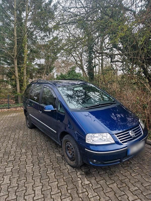 Gebraucht VW Sharan United 140 PS (102 kW) 2008 Blau Van / Kleinbus