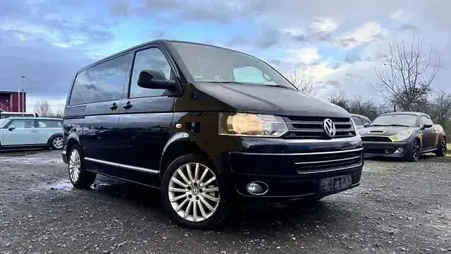 Usado VW Multivan Highline 180 HP (132 kW) 2010 Preto Monovolume
