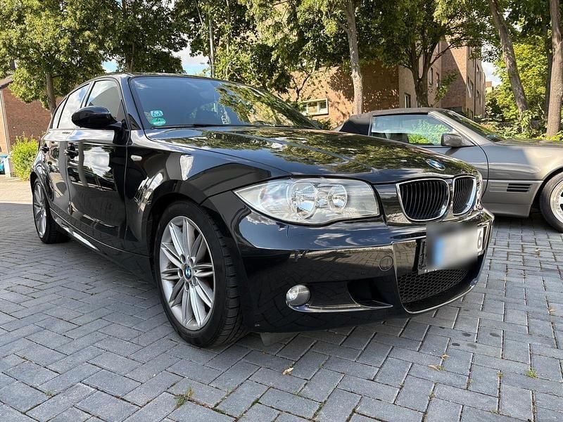 Schwarz Gebraucht 2006 BMW 118 M Sport Kleinwagen | 3.499 € (Teuer) - Bild 1/4