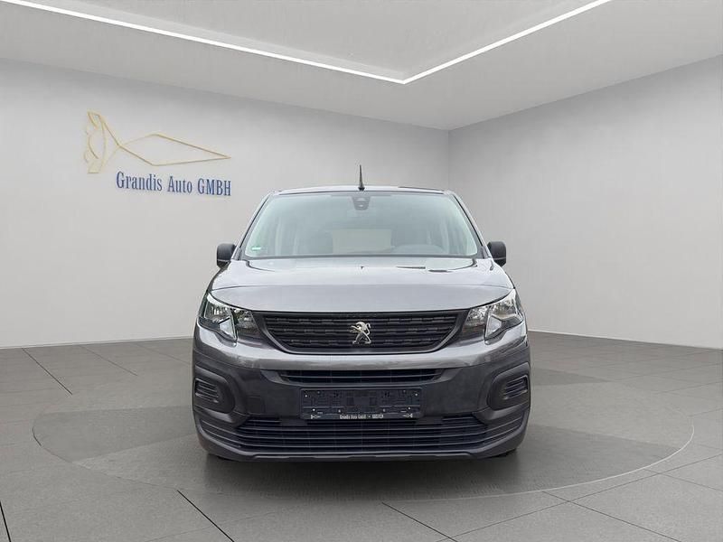 Gebraucht Peugeot Rifter Access 102 PS (75 kW) 2020 Grau Van / Kleinbus