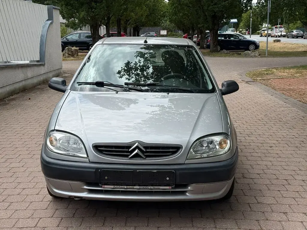 Gebraucht Citroën Saxo 60 PS (44 kW) 2001 Silber Kleinwagen