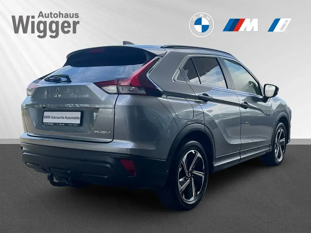 Gebraucht Mitsubishi Eclipse Cross Basis 188 PS (138 kW) 2022 Grau SUV