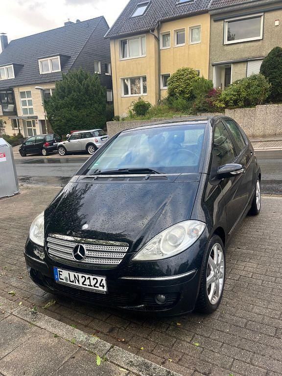 Schwarz Gebraucht 2007 Mercedes A200 Classic Limousine | 4.999 € (Fairer Preis) - Bild 1/4