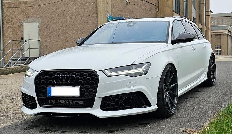 Weiß Gebraucht 2017 Audi RS6 Performance Limousine | 69.999 € (Teuer) - Bild 1/4