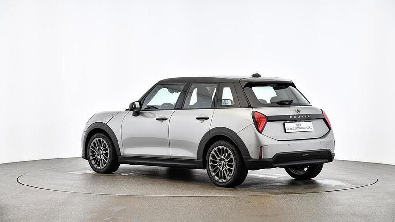 Gebraucht Mini Cooper Classic 156 PS (114 kW) 2024 Silber Kleinwagen