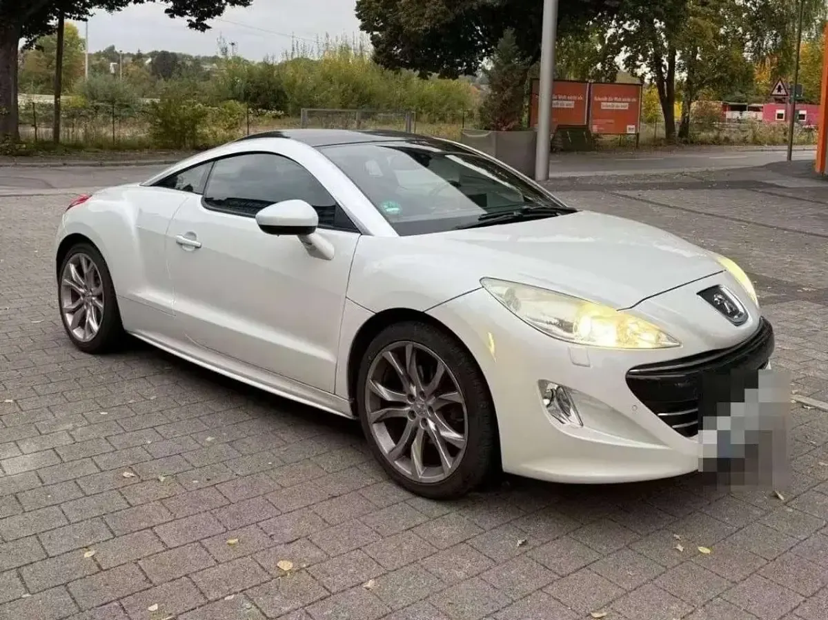Gebraucht Peugeot RCZ 156 PS (114 kW) 2012 Weiß Coupé