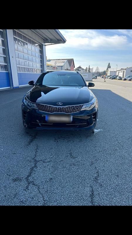 Gebraucht Kia Optima GT 245 PS (180 kW) 2017 Schwarz Kombi