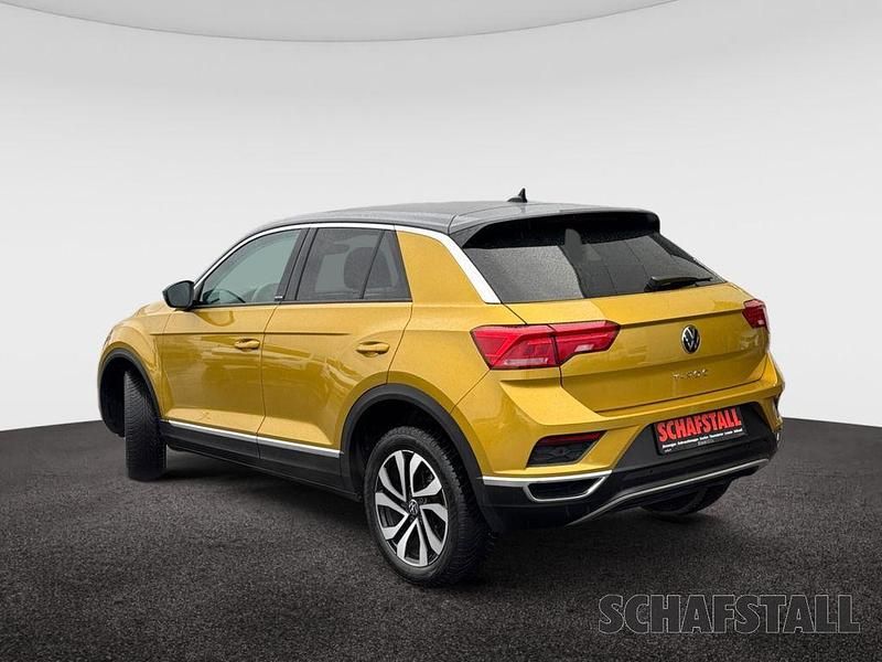 Gebraucht VW T-Roc Active 150 PS (110 kW) 2021 Kurkumagelb SUV