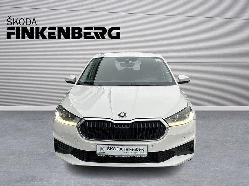 Gebraucht Skoda Fabia Tour 95 PS (69 kW) 2022 Weiß Limousine