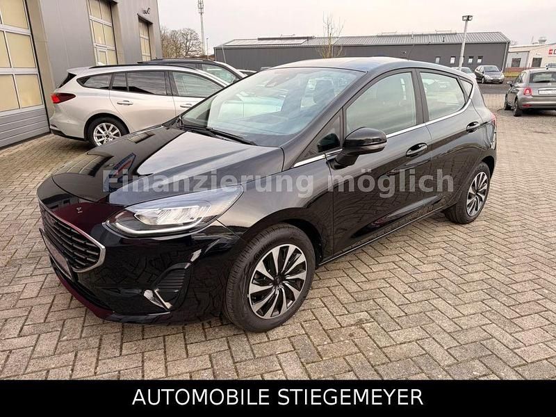 Gebraucht Ford Fiesta Titanium 125 PS (91 kW) 2023 Schwarz Kleinwagen
