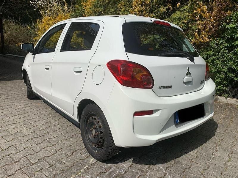 Gebraucht Mitsubishi Space Star 71 PS (52 kW) 2017 Weiß Kleinwagen