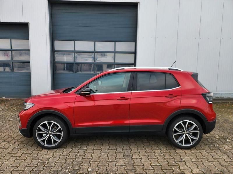 Neu VW T-Cross Style 150 PS (110 kW) 2025 Rot SUV