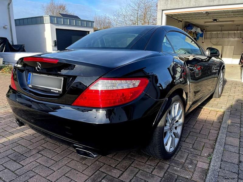 Gebraucht Mercedes SLK200 184 PS (135 kW) 2013 Schwarz Cabrio