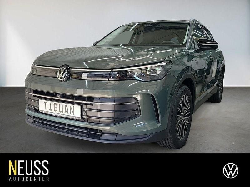 Grün Neu 2025 VW Tiguan SUV | 63.855 € (Teuer) - Bild 1/4