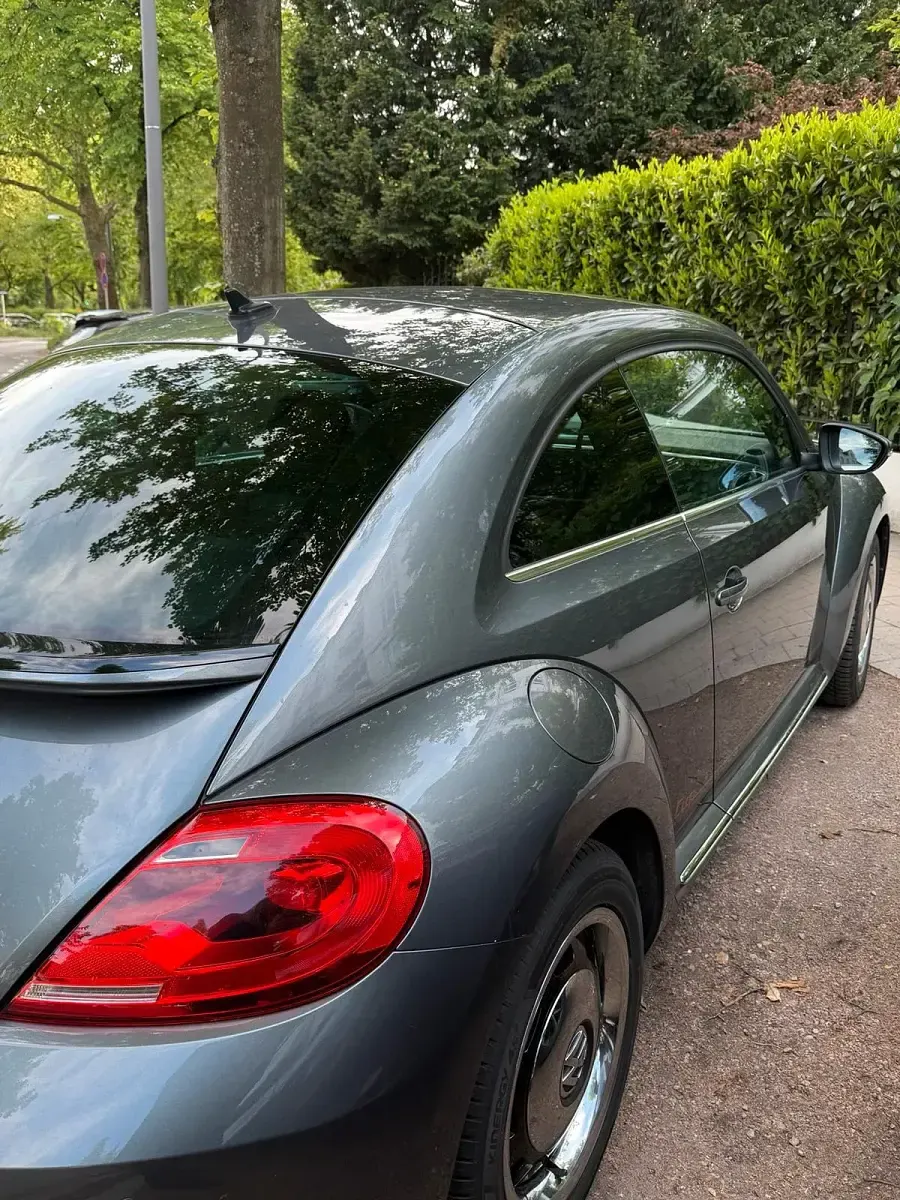 Gebraucht VW Beetle Cup 105 PS (77 kW) 2014 Grau Kleinwagen