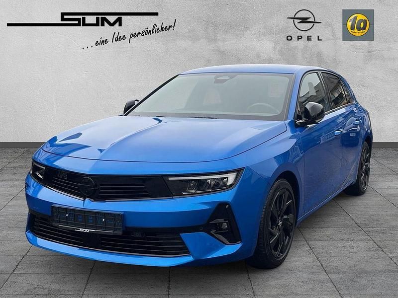 Kobalt blau/vertigo blau Gebraucht 2022 Opel Astra S Limousine | 19.790 € (Etwas zu teuer) - Bild 1/4
