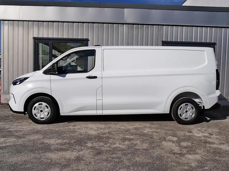 Neu Ford Transit Custom Trend 110 PS (80 kW) 2025 Weiß Van / Kleinbus