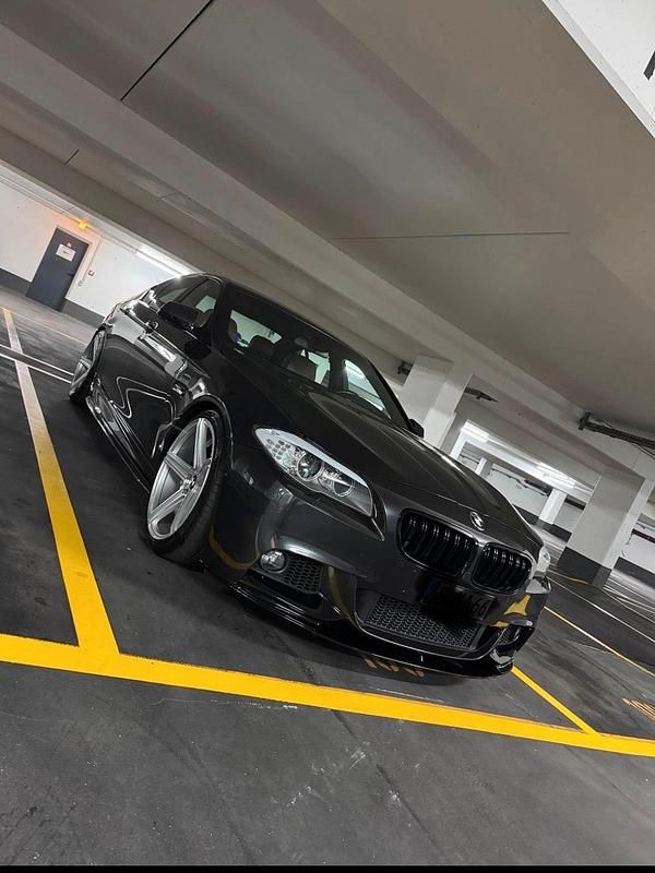 Schwarz Gebraucht 2010 BMW 535 M Sport Limousine | 17.999 € (Teuer) - Bild 1/4