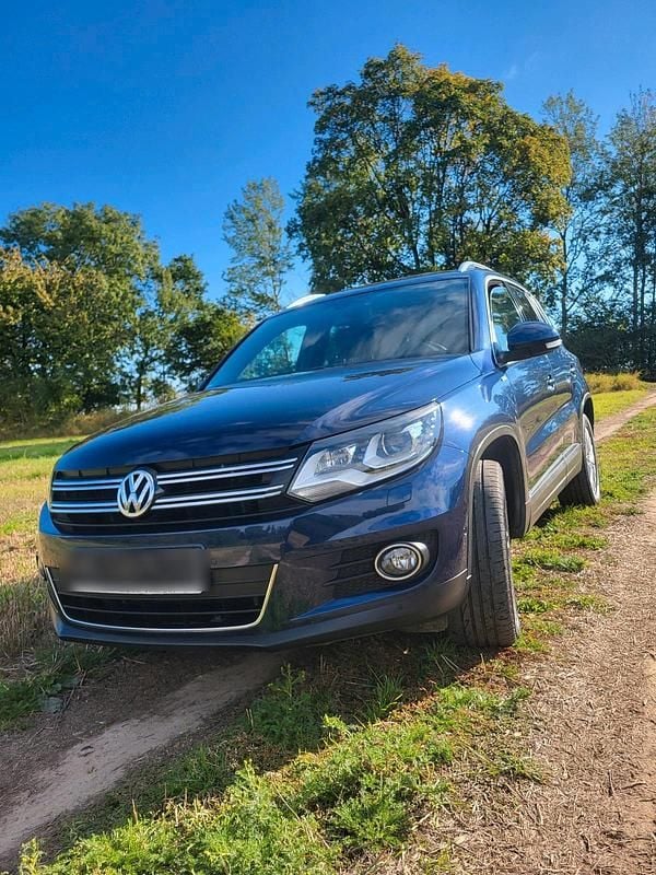 Blau Gebraucht 2014 VW Tiguan SUV | 9.000 € (Superpreis) - Bild 1/4