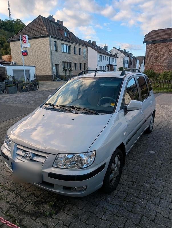 Silber Gebraucht 2004 Hyundai Matrix Van / Kleinbus | 750 € (Superpreis) - Bild 1/4