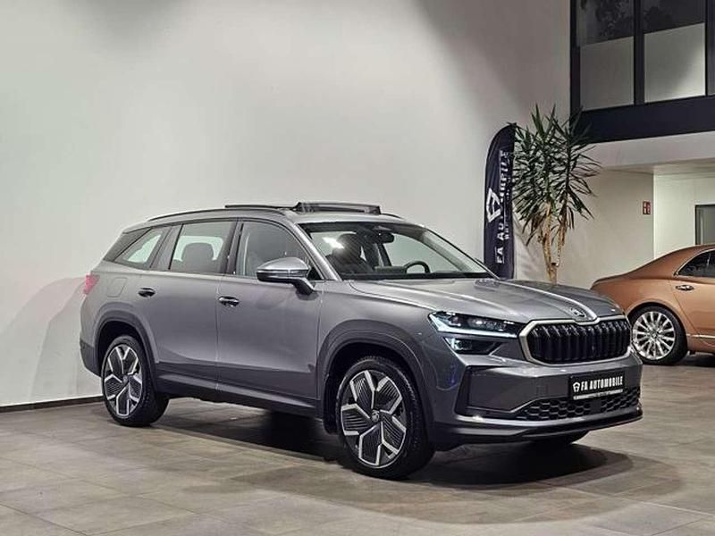 Neu Skoda Kodiaq 193 PS (141 kW) 2025 Graphite grau SUV