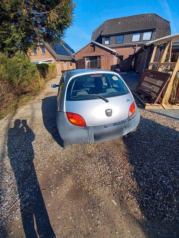 Gebraucht Ford Ka 60 PS (44 kW) 2001 Silber Kleinwagen