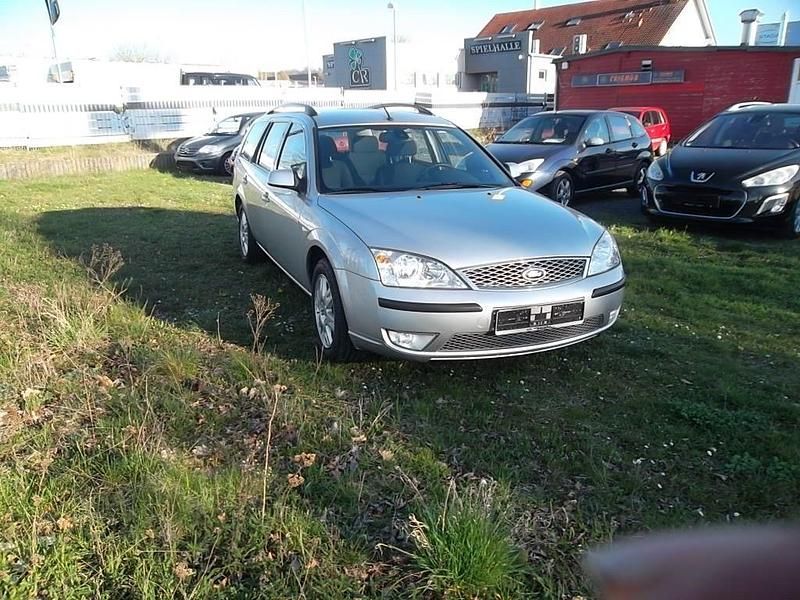 Gebraucht Ford Mondeo Ghia 155 PS (114 kW) 2005 Silber Kombi