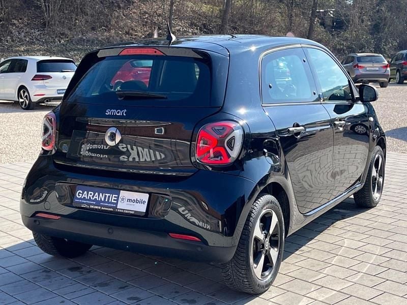 Gebraucht Smart ForFour Electric Drive 60 kW (82 PS) 2021 Schwarz Kleinwagen