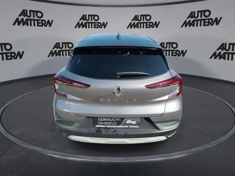 Używany Renault Captur Experience 101 KM (74 kW) 2020 Szary SUV